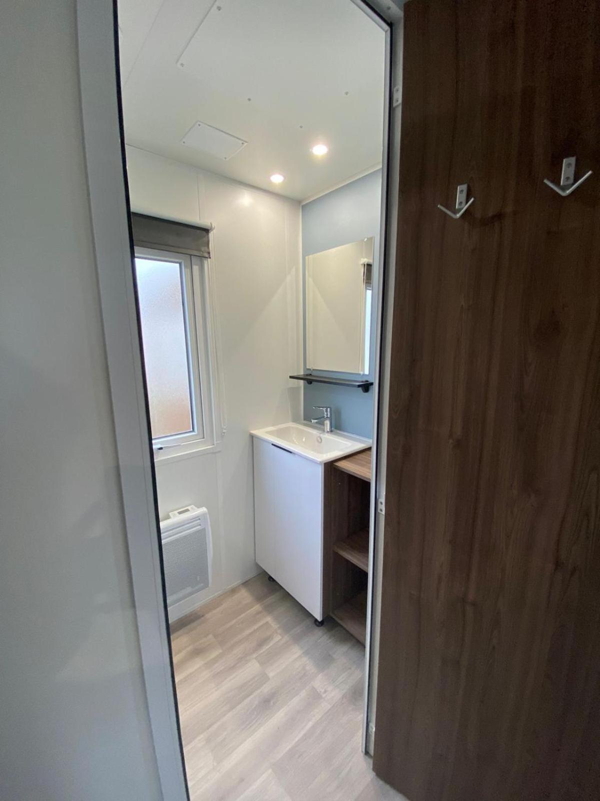 Mobil Home Familial Neuf De 2024 Pour 8 Personnes Valras-Plage Exterior photo
